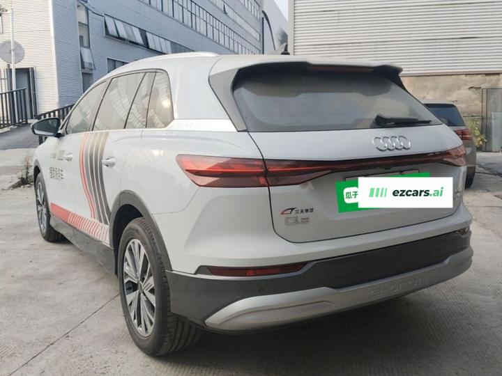 Q5 e-tron 2023 40 e-tron photo 4