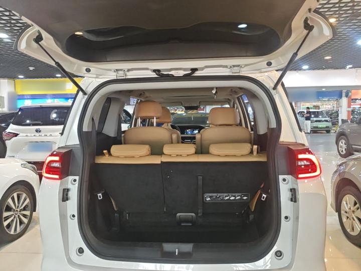 GAC Trumpchi M6 2023 PRO 270T DCT Luxury photo 8