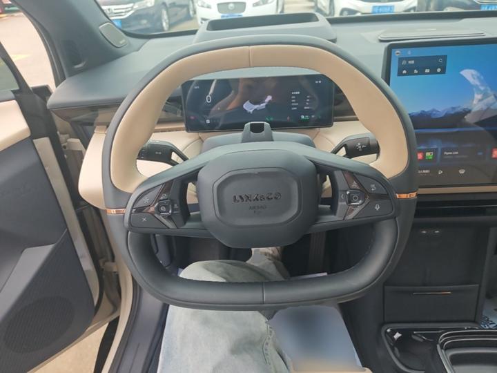 Z20 2025 530km RWD Max photo 2