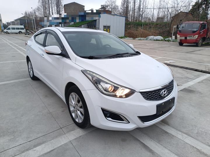 Elantra 2016 1.6L AT Premium photo 3
