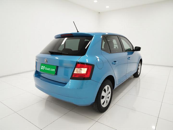 Fabia 2015 1.4L AT photo 6