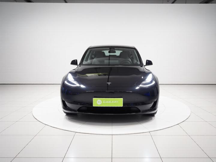 Model Y 2023 RWD photo 2