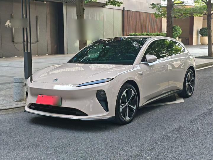 ET5T 2024 75kWh Touring