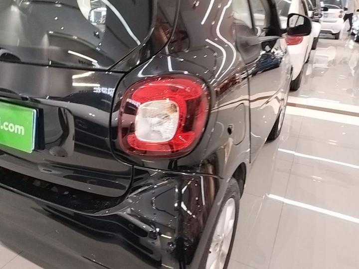 fortwo 2015 1.0L 52 Coupe photo 7