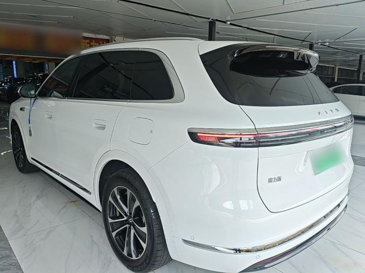 HIMA AITO M7 2026 EREV Ultra AWD 6-Seater 192-Line LiDAR photo 4