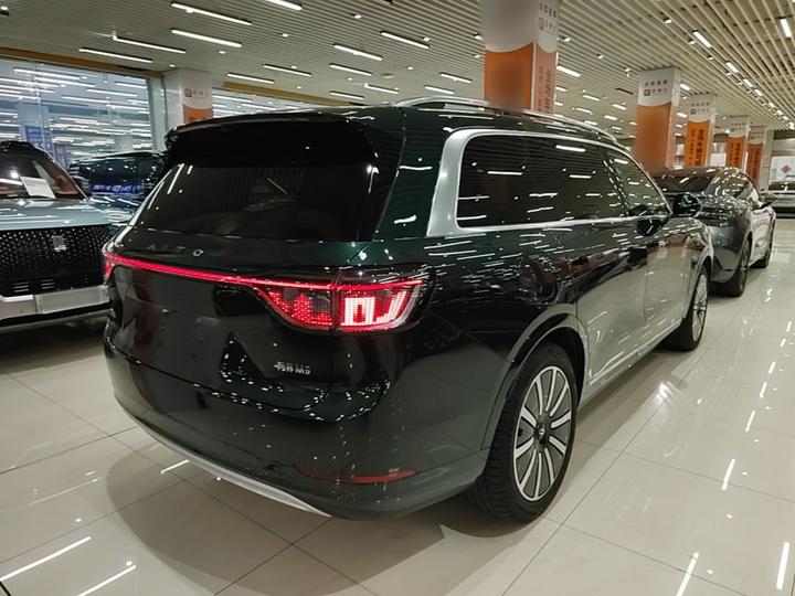 HIMA AITO M9 2024 EREV Ultra 52kWh 6-Seater photo 4