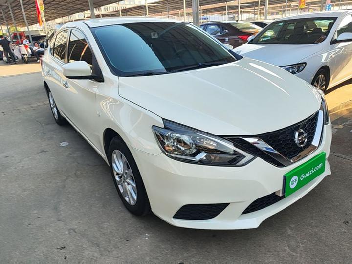 Sylphy 2022 Classic 1.6XE CVT Comfort photo 3