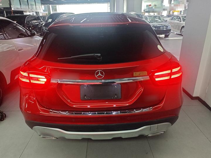 GLA 2018 GLA 200 Dynamic photo 3