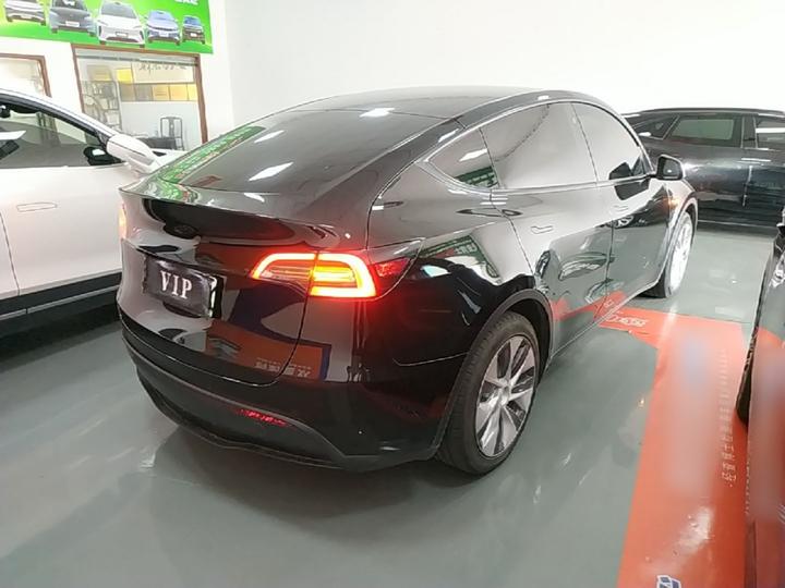 Model Y 2022 Facelift RWD photo 4