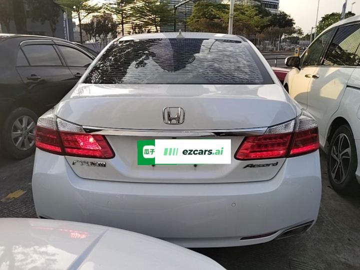 Accord 2015 2.0L EX Luxury photo 3