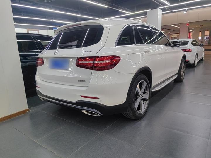 GLC 2017 GLC 300 4MATIC Dynamic photo 6