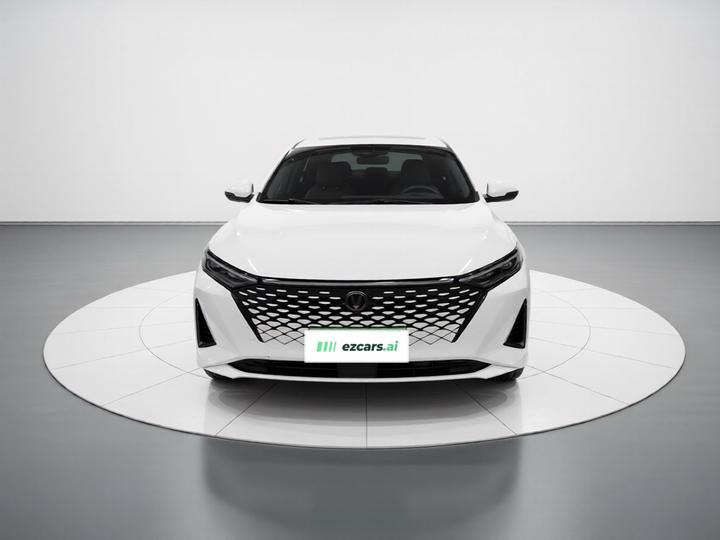 PLUS 2023 1.5T DCT Premium photo 2