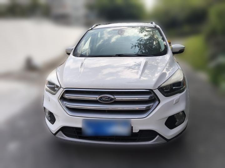 Kuga 2018 EcoBoost 180 RWD photo 2