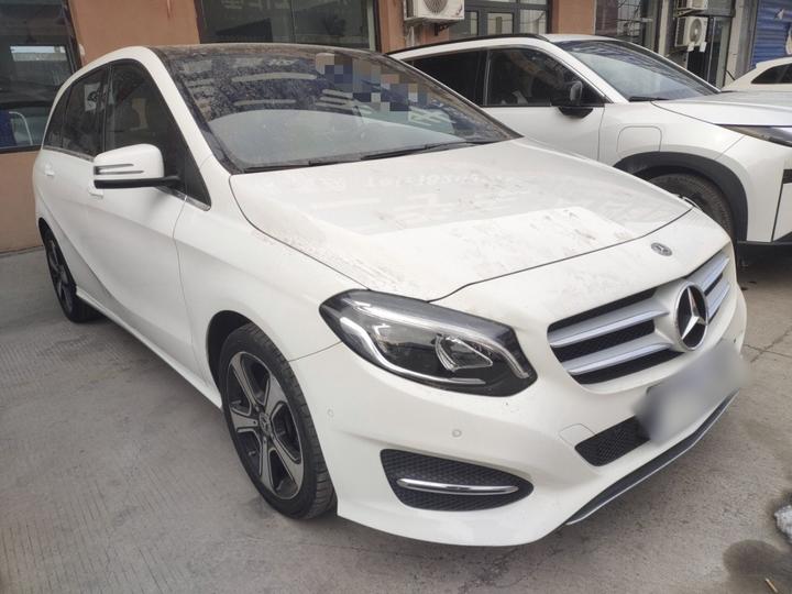 B-Class 2019 B 200 Fashion photo 3