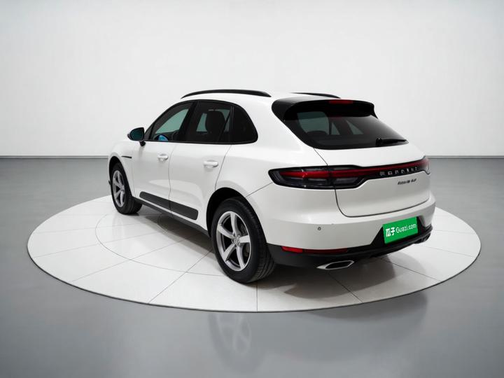 2020 Macan 2.0T photo 4