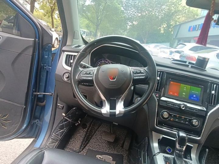 RX5 2016 20T RWD AT Flagship photo 6