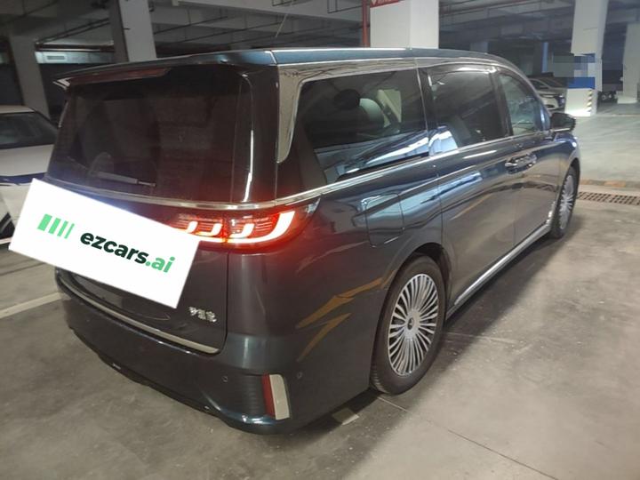 Voyah Dreamer 2025 PHEV AWD Flagship photo 4