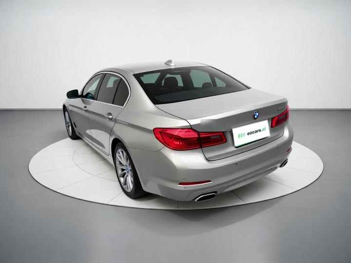 5 Series 2018 528Li Special photo 4