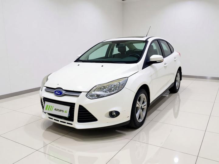 Focus 2012 Sedan 1.6L MT