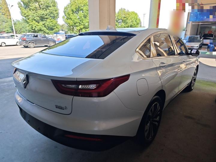 RC-6 2019 1.5T CVT 24 Premium photo 6