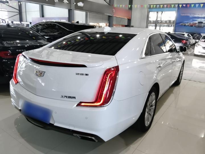 XTS 2018 28T Tech photo 6