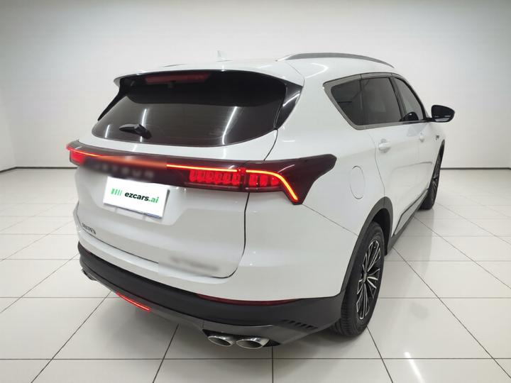 X70 PLUS 2022 1.5T CVT 5-Seater photo 4