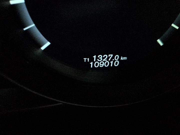 V40 2014 2.0T photo 2