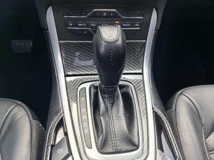 Edge 2016 EcoBoost 245 AWD 7-Seater photo 6