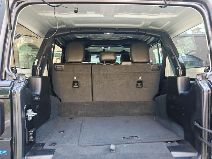 Wrangler EV 2021 4-Door 2.0T 4xe photo 8