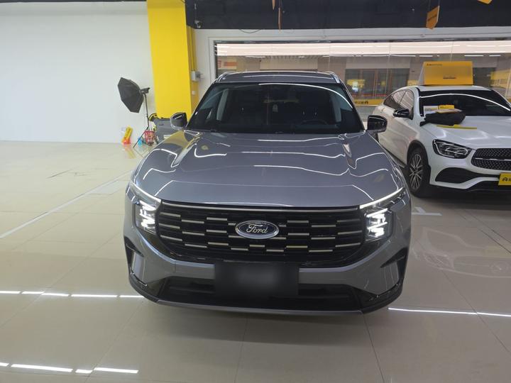 2025 Edge L 2.0T EcoBoost RWD 7-Seater Luxury photo 2