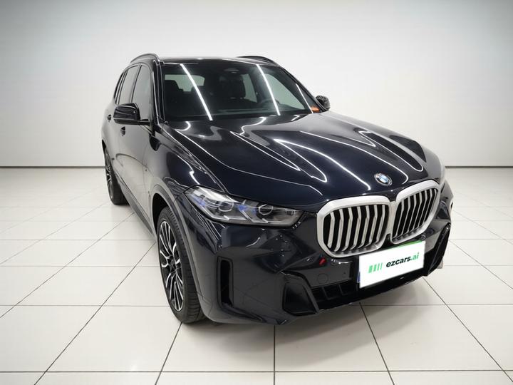 X5 2023 xDrive 40Li M M Sport Night Package photo 3