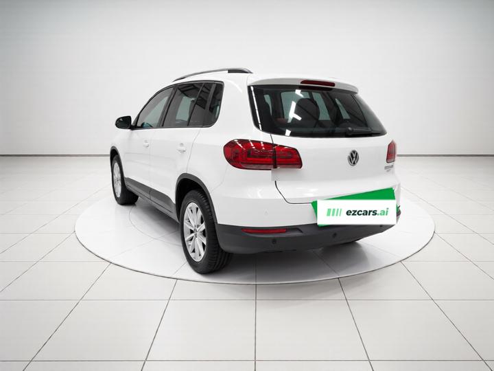 Tiguan 2016 280TSI AT RWD photo 4