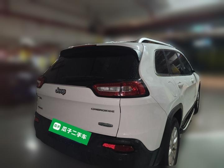 Cherokee 2016 2.4L photo 6