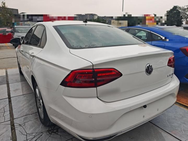 Lamando 2021 230TSI DSG photo 4