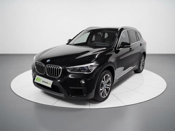 X1 2019 sDrive20Li Leading