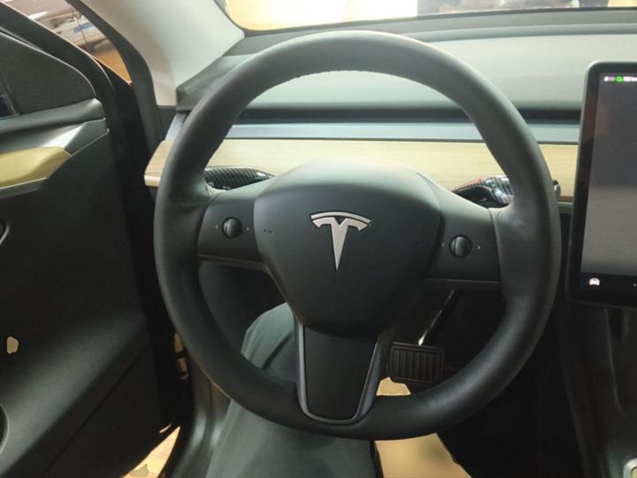 Model Y 2022 Facelift Long Range AWD photo 6