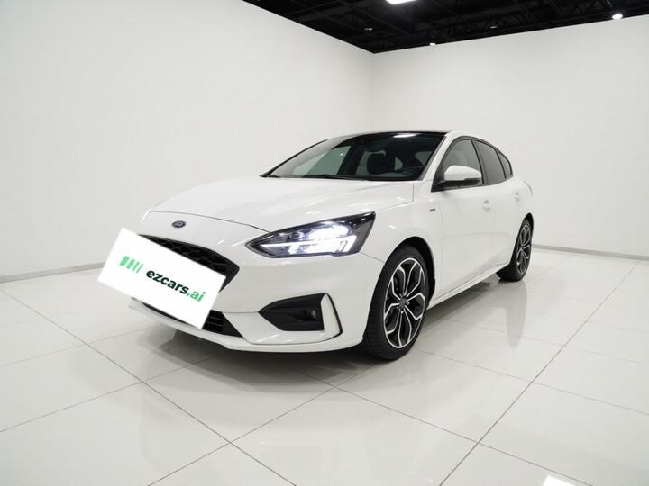 Focus 2020 Sedan EcoBoost 180 AT ST Line