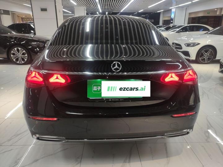 E-Class 2024 E 300 L Luxury photo 3