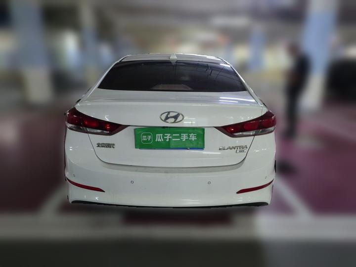 Elantra 2016 1.6L AT Smart Elite photo 5