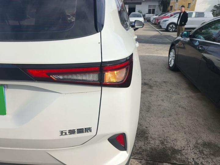 Wuling 2021 1.5T CVT photo 7
