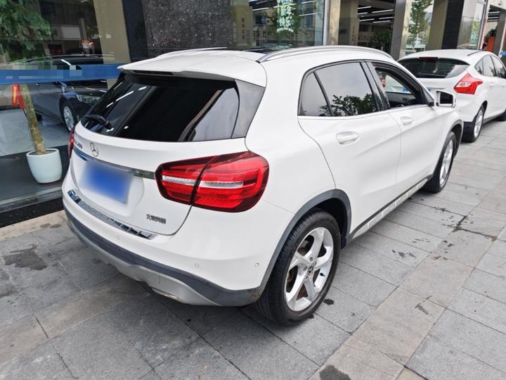 GLA 2017 GLA 200 Dynamic photo 6