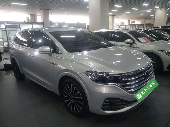 Viloran 2022 380TSI photo 3
