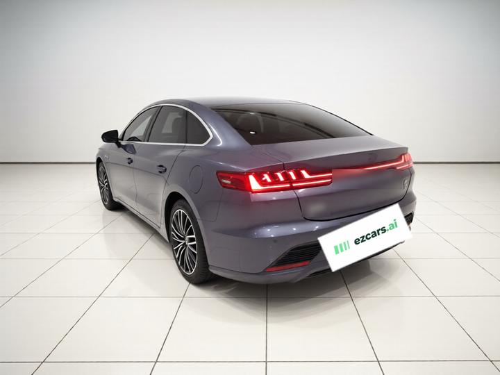 Han 2021 EV Standard Range Luxury photo 4