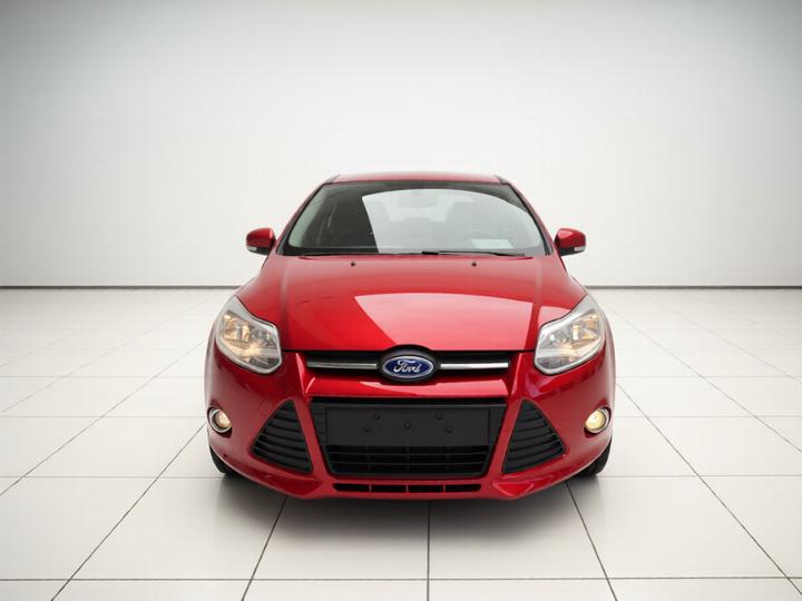 Focus 2012 Sedan 1.6L AT photo 2