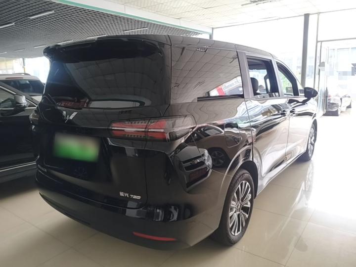 730 EV 2025 125km Luxury photo 4