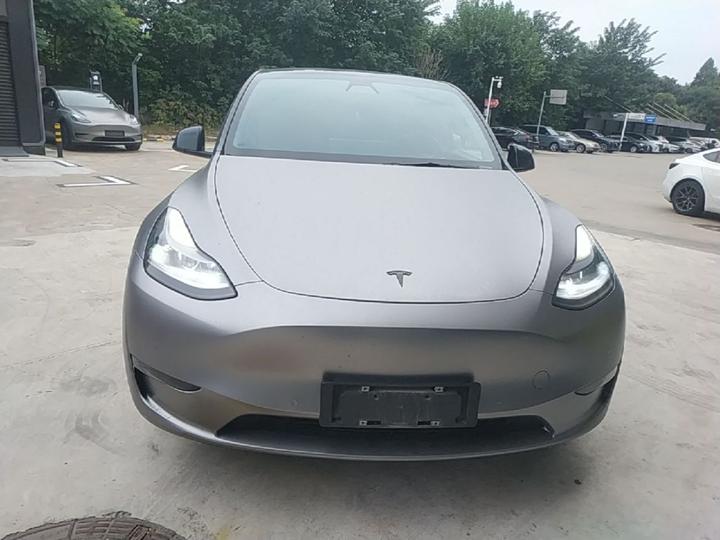 Model Y 2021 Standard Range RWD photo 2