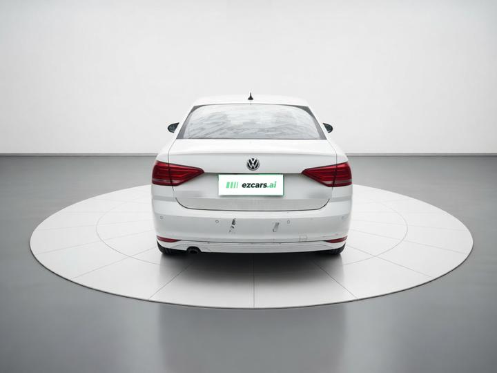 Lavida 2017 1.6L AT photo 5