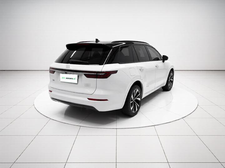 Li Auto ONE 2021 EREV 6-Seater photo 6