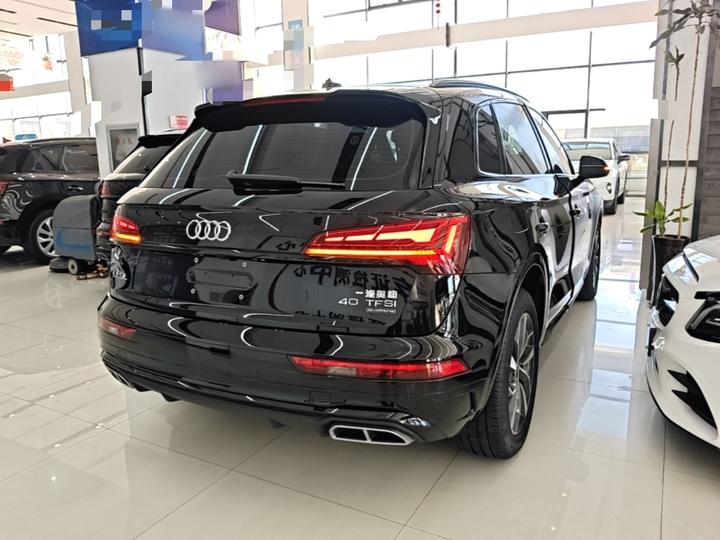 Q5L 2023 40T Luxury Dynamic photo 4