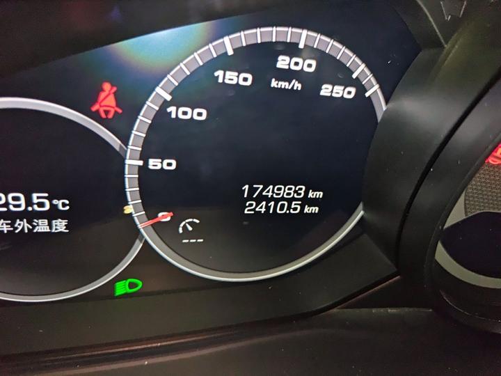 2018 Cayenne 3.0T photo 2